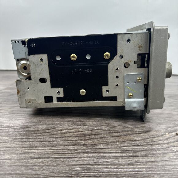 2003 LINCOLN Navigator‎ AM FM Radio Stereo 6 Disc Changer CD Player Factory OEM - Picture 5 of 5